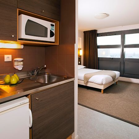 Апарт отель Sejours & Affaires Lille Europe Экстерьер фото